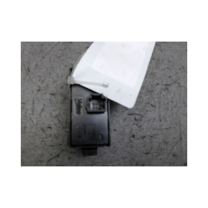 BOUTON DE WARNING RENAULT KANGOO