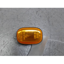 REPETITEUR AILE DROIT TOYOTA RAV4 2000-