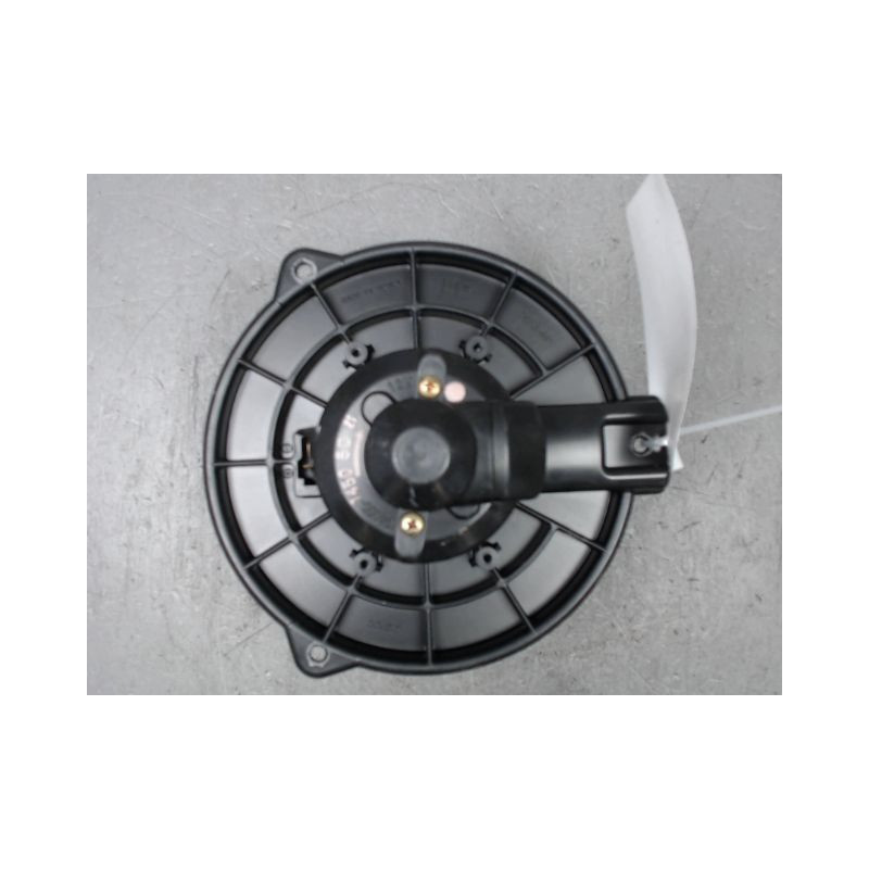MOTEUR VENTILATEUR CHAUFFAGE TOYOTA RAV4 2000-