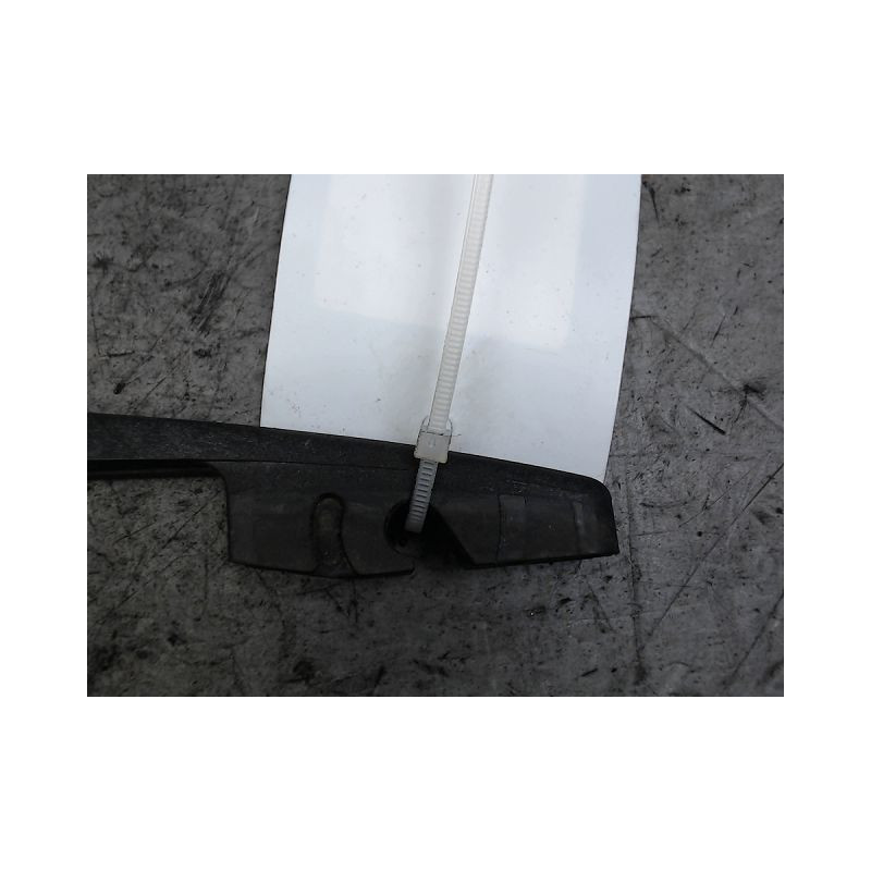 BRAS ESSUIE-GLACE ARRIERE OPEL AGILA