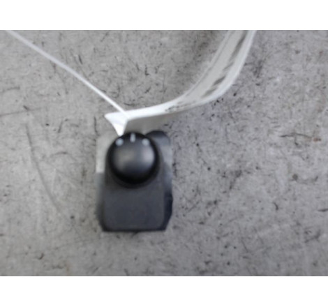 COMMANDE RETROVISSEUR EXT ELECTRIQUE