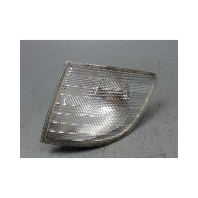 CLIGNOTANT GAUCHE MERCEDES VITO COMBI 96-03