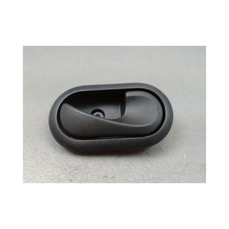 POIGNEE INTERIEURE PORTE AVANT DROIT DACIA SANDERO I 2008-2012