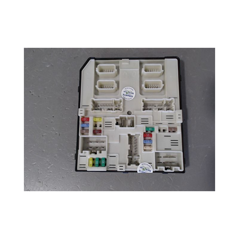 BOITE A FUSIBLES RENAULT MEGANE III Phase 2 2012-2014