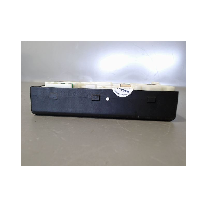 BOITE A FUSIBLES RENAULT MEGANE III Phase 2 2012-2014