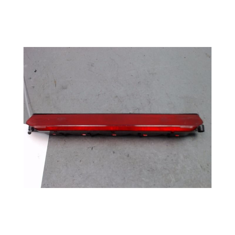 FEUX STOP SUPPLEMENTAIRE FIAT PUNTO 99-2003