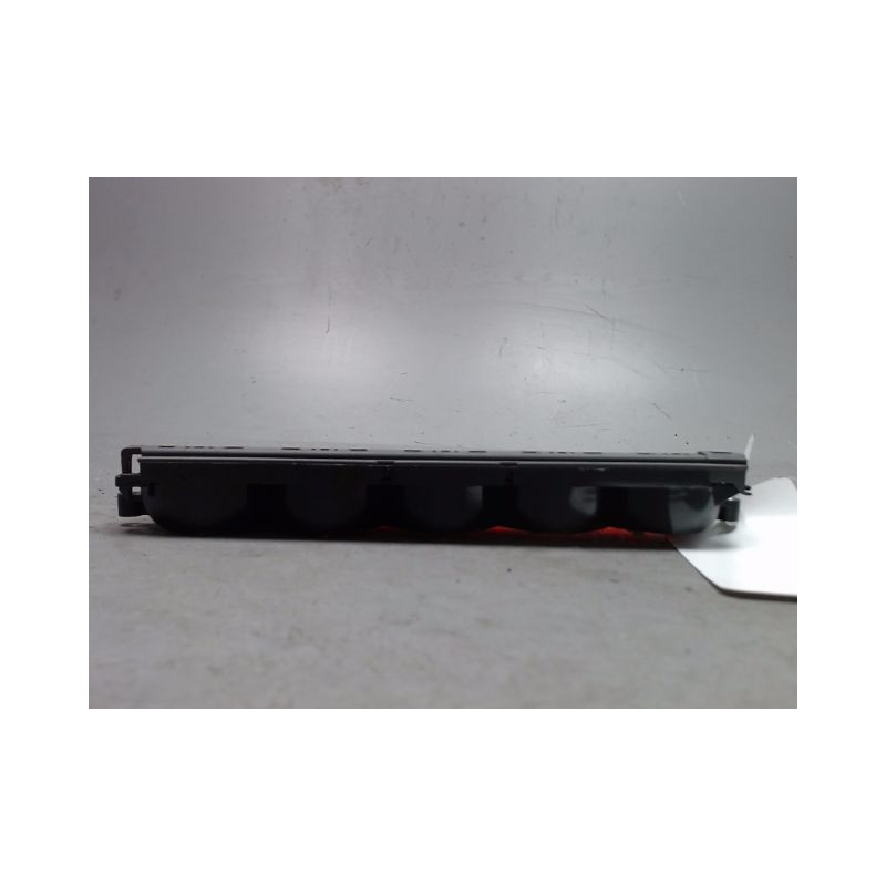 FEUX STOP SUPPLEMENTAIRE FIAT PUNTO 99-2003