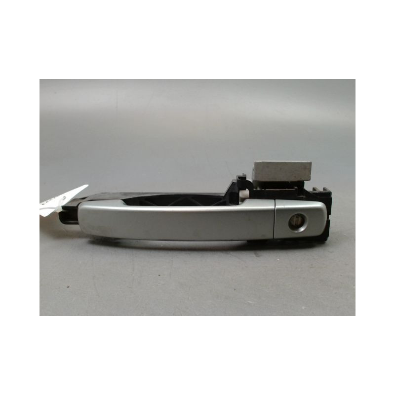 POIGNEE EXTERIEURE PORTE AVANT GAUCHE NISSAN QASHQAI BREAK I Phase 1 2007-2010