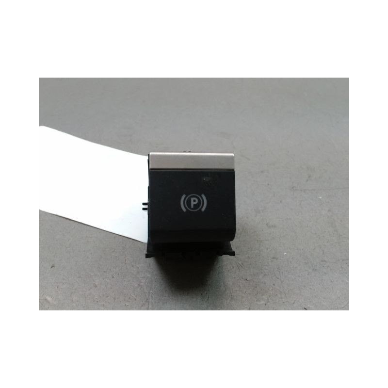 INTERIEUR COMMANDE FREIN A MAIN CITROEN C5 AIRCR.