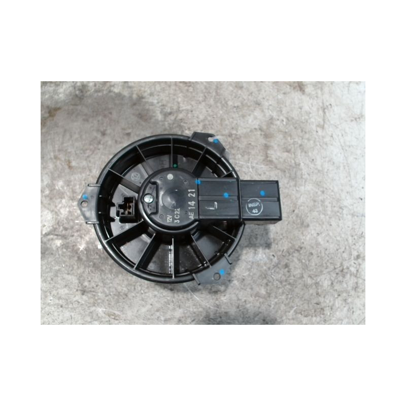 MOTEUR VENTILATEUR CHAUFFAGE MITSUBISHI SPACESTAR