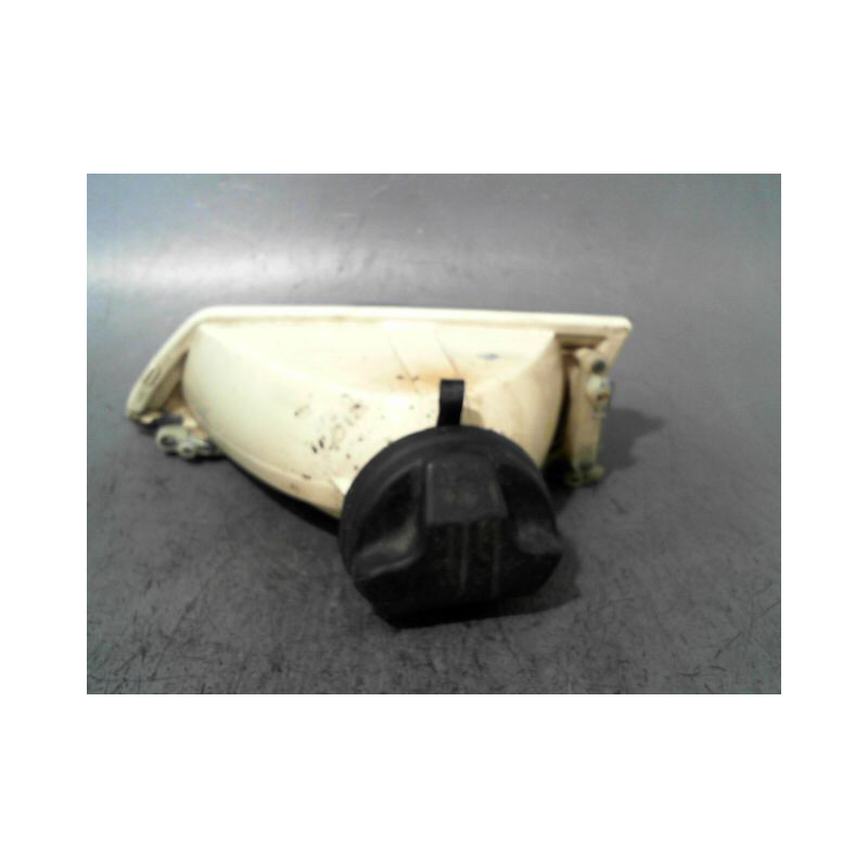 PHARE DROIT PEUGEOT 106 91-96