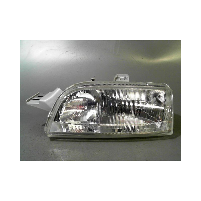 PHARE GAUCHE FIAT PUNTO