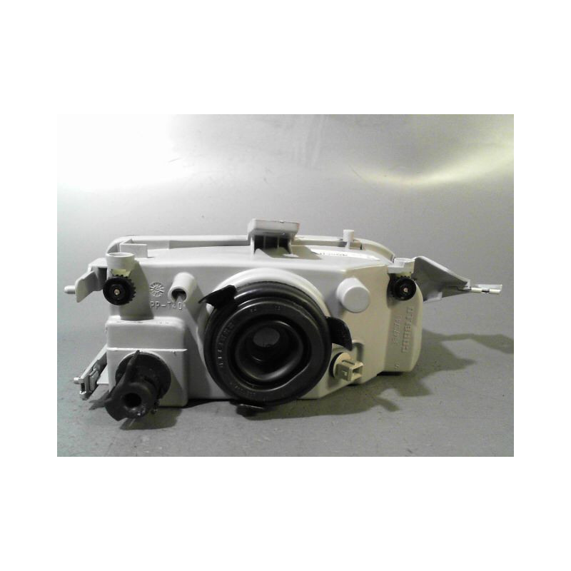 PHARE GAUCHE FIAT PUNTO