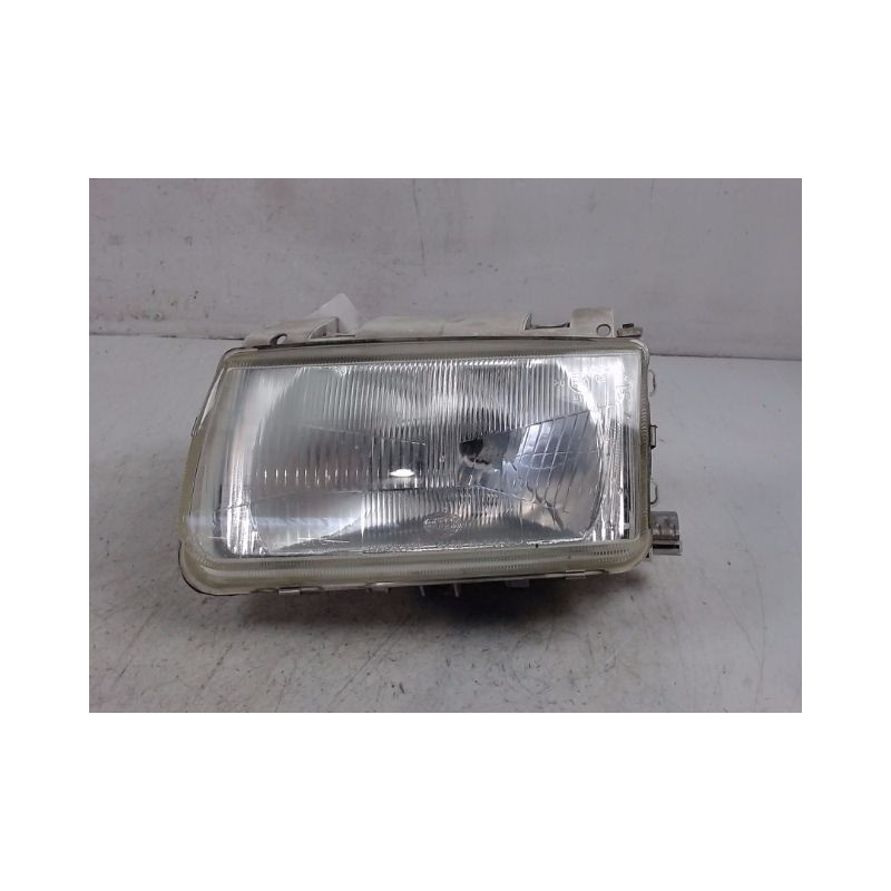 PHARE GAUCHE VOLKSWAGEN POLO 99-2001