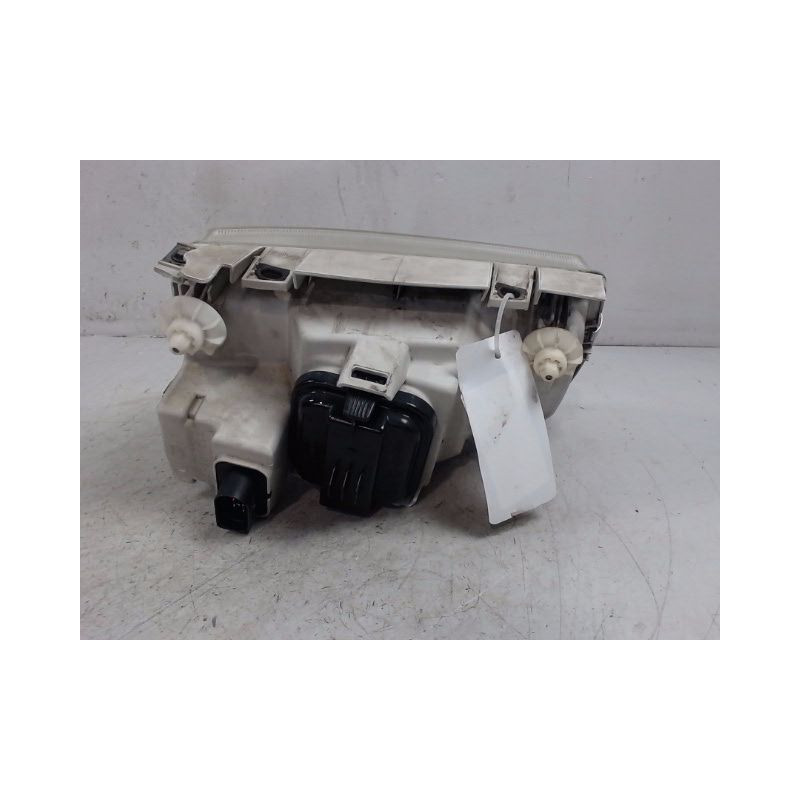 PHARE GAUCHE VOLKSWAGEN POLO 99-2001