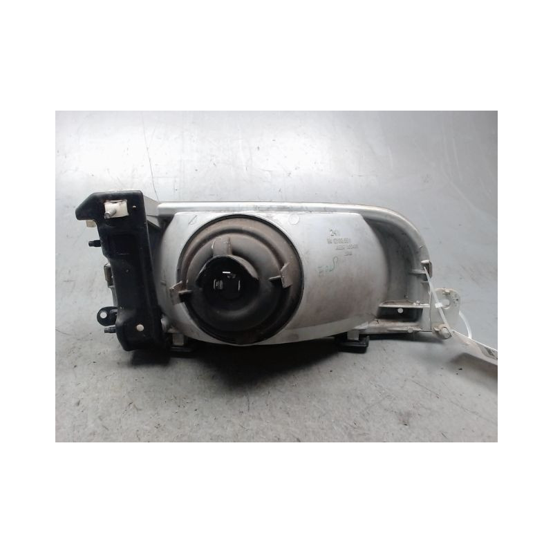 PHARE GAUCHE NISSAN PRAIRIE 88-94
