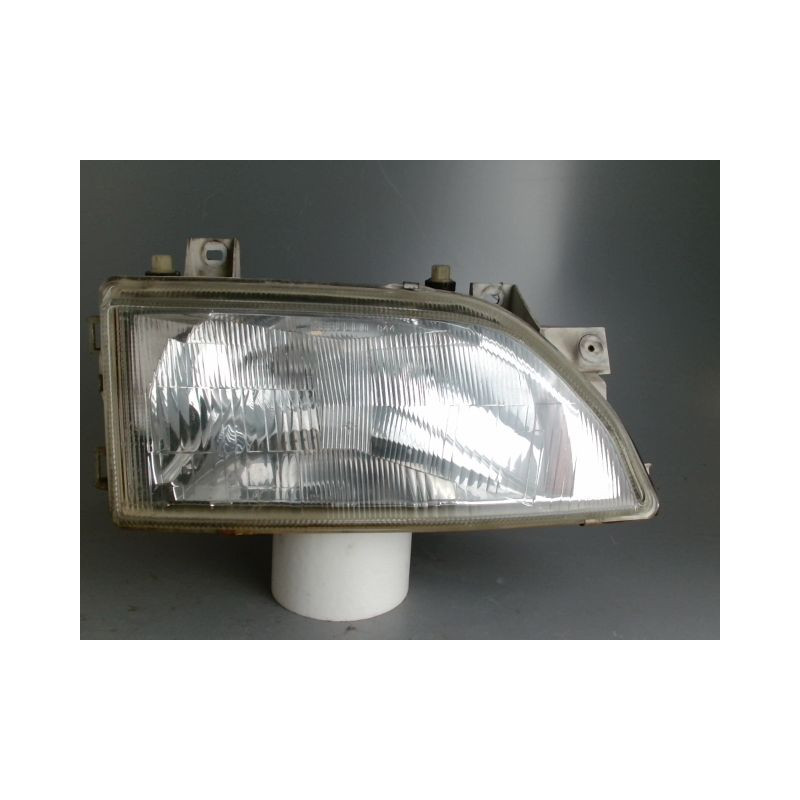 PHARE DROIT FORD ESCORT 4 PHASE 2 1.8D - 8V