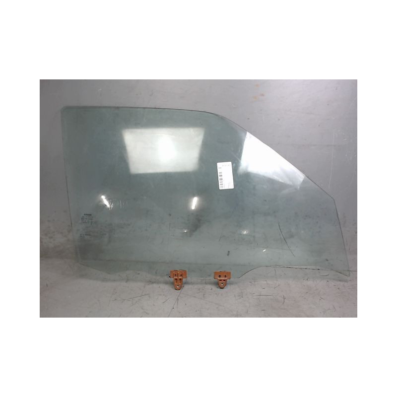 GLACE PORTE AVD NISSAN JUKE