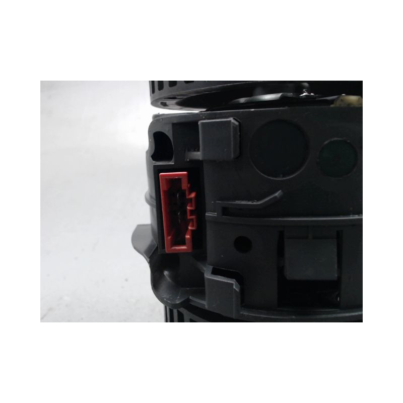 MOTEUR VENTILATEUR CHAUFFAGE RENAULT MEGANE