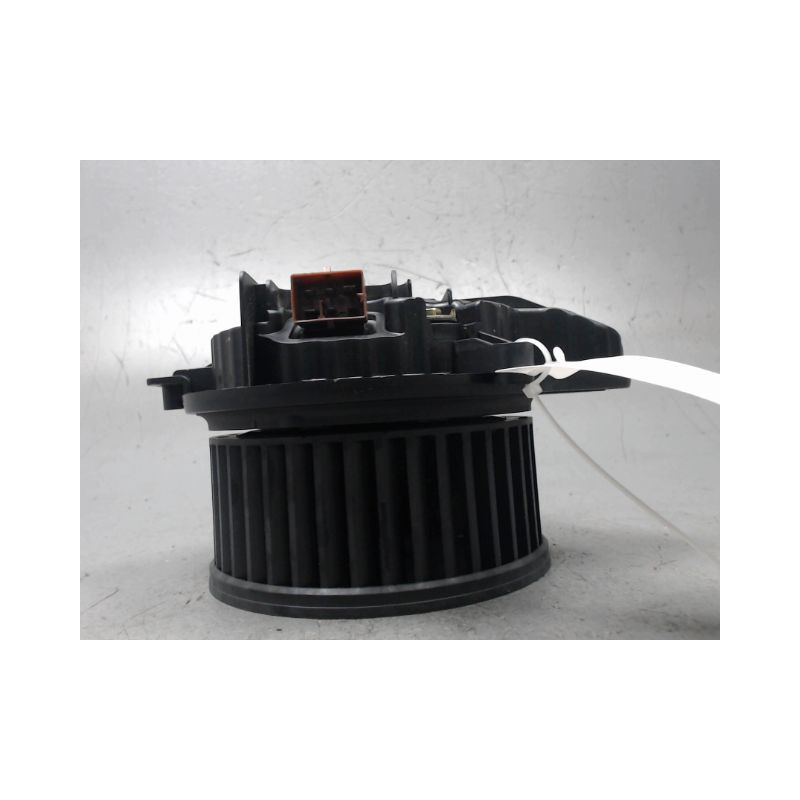 MOTEUR VENTILATEUR CHAUFFAGE AUDI A4 2001-