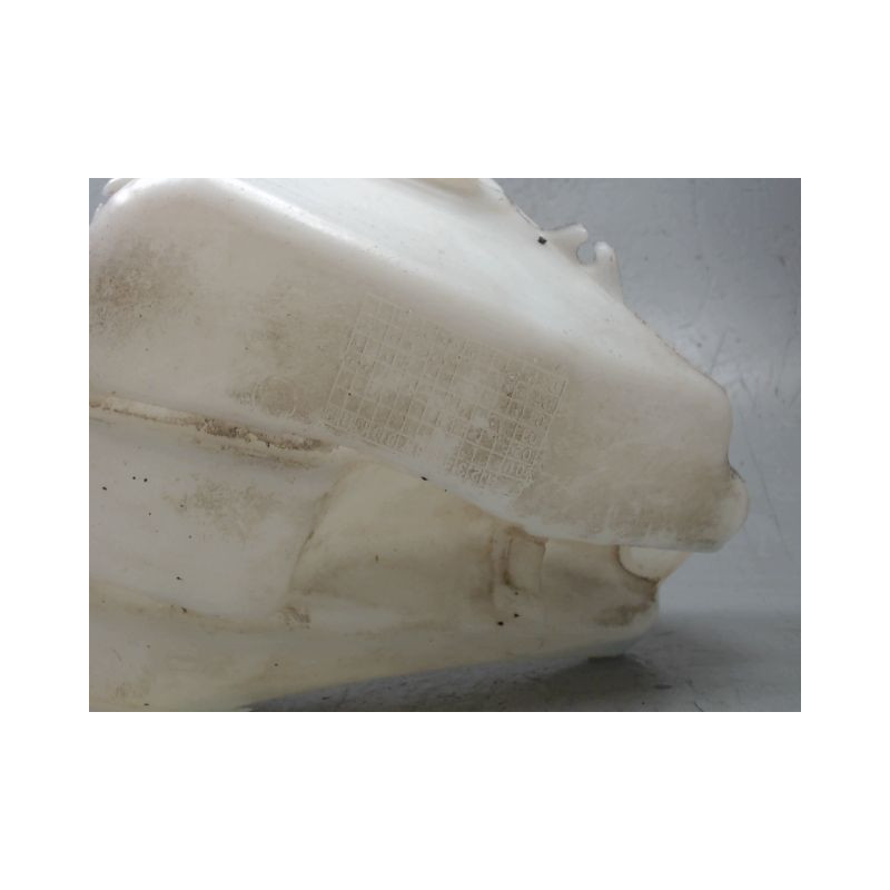 RESERVOIR LAVE-GLACE AVANT CITROEN C2 2003-