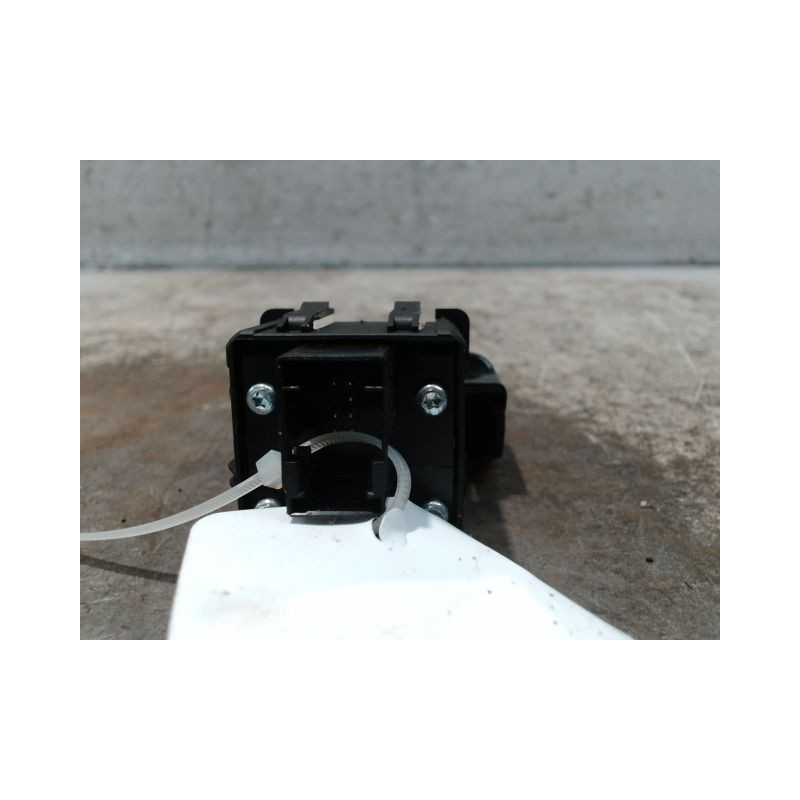 INTERIEUR COMMANDE FREIN A MAIN CITROEN C4 2010-