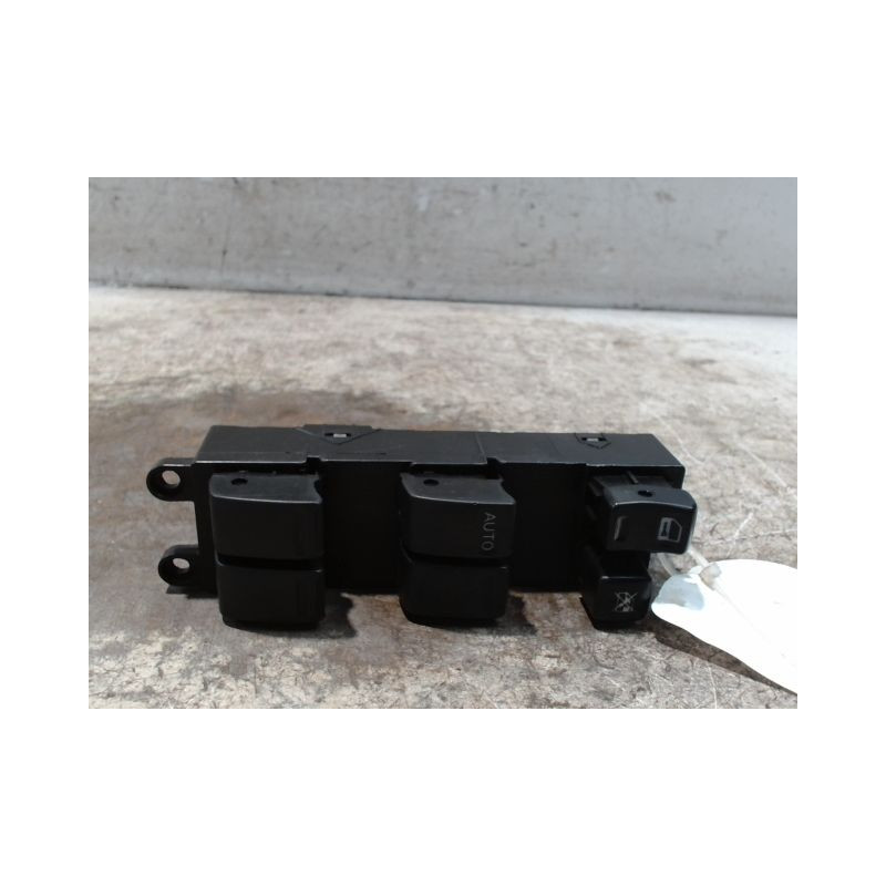 COMMANDE LEVE-GLACE PORTE AVG NISSAN X-TRAIL