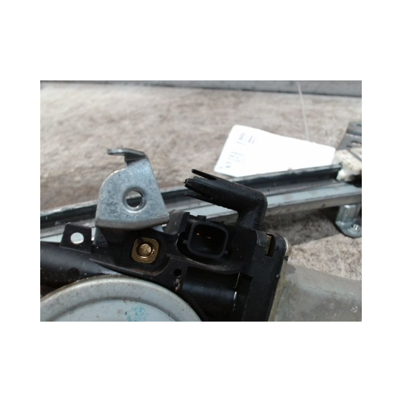 MECANISME+MOTEUR LEVE-GLACE AVANT DROIT NISSAN X-TRAIL