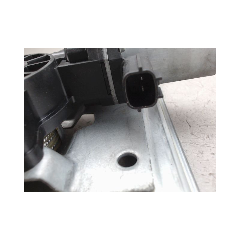 MECANISME LEVE-GLACE ARRIERE DROIT RENAULT CLIO