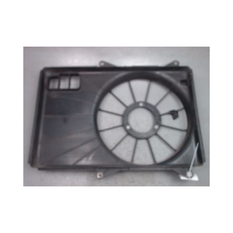 SUPPORT DE VENTILATEUR SUZUKI SWIFT -03/05