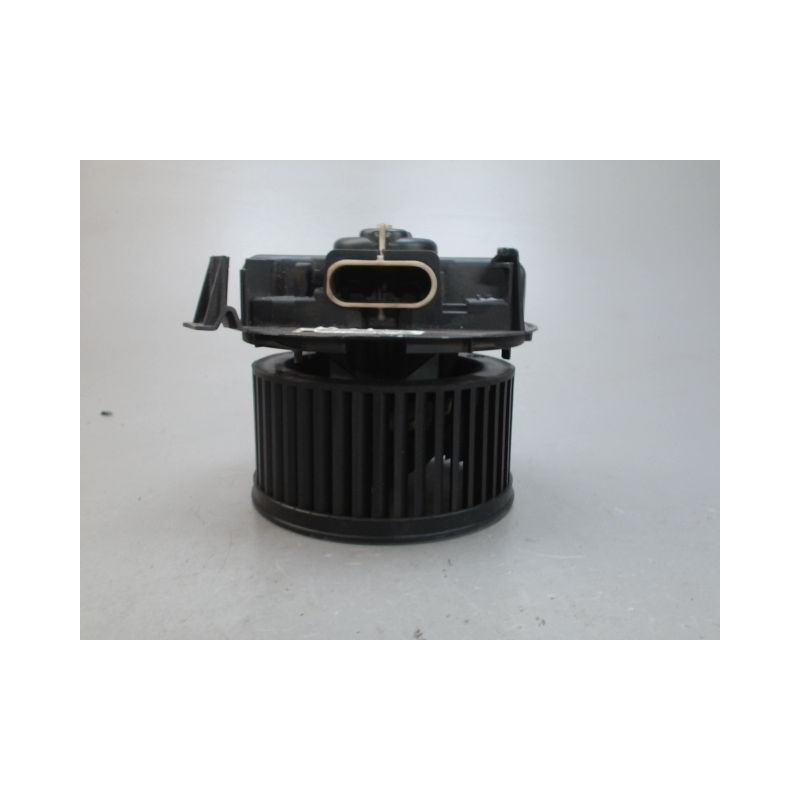 MOTEUR VENTILATEUR CHAUFFAGE RENAULT CLIO