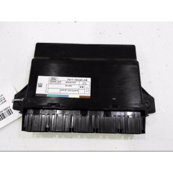 PLATINE FUSIBLE AV