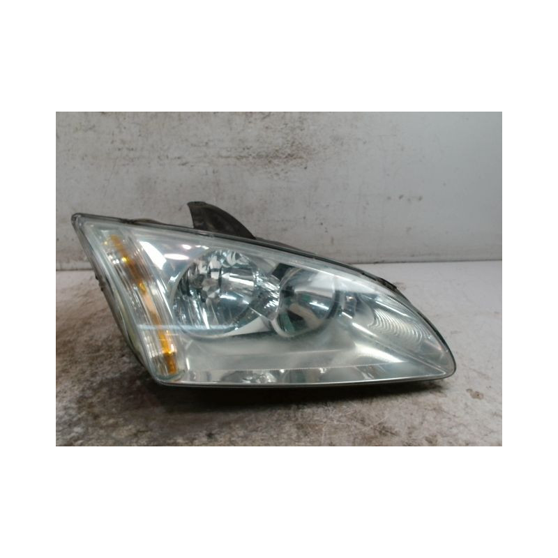 PHARE DROIT FORD FOCUS SW