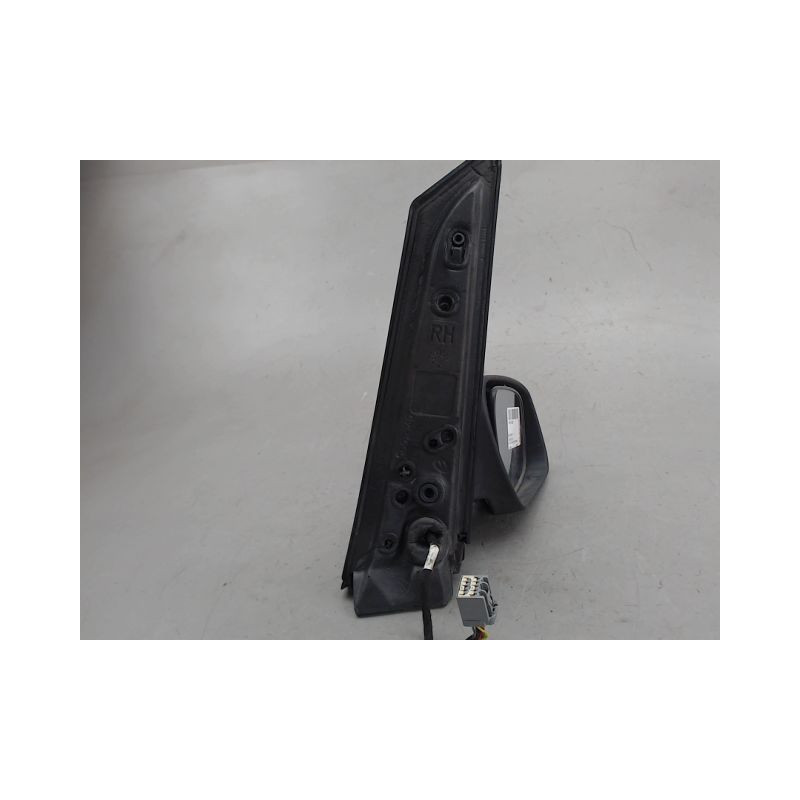 RETROVISEUR EXTERIEUR ELECTRIQUE DROIT FORD FOCUS
