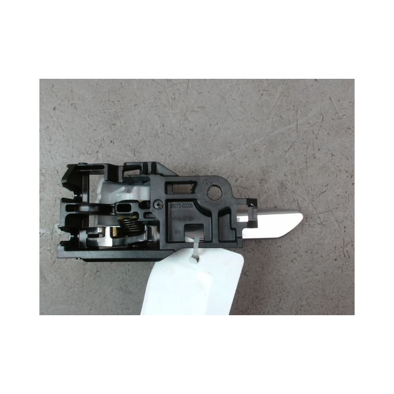 POIGNEE INTERIEURE PORTE ARRIERE DROIT TOYOTA COROLLA 2004-