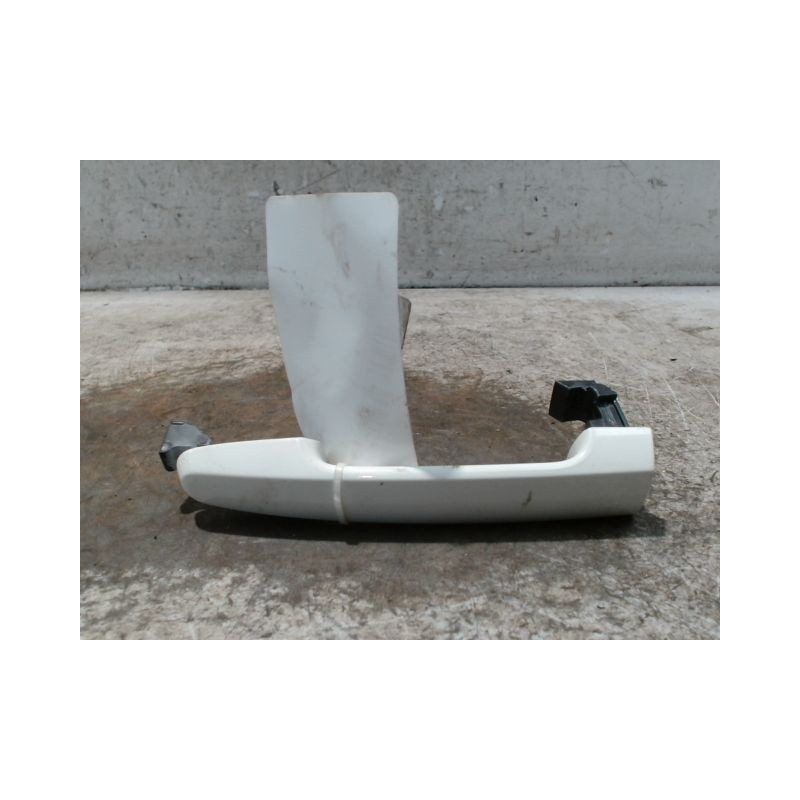 POIGNEE EXTERIEURE PORTE AVANT GAUCHE CITROEN C1 3P