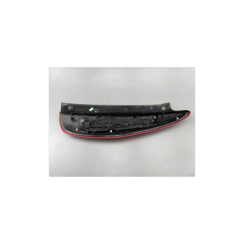 FEU ARRIERE GAUCHE  MITSUBISHI COLT 2004-