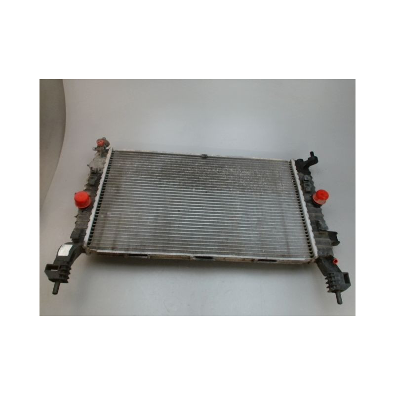 RADIATEUR OPEL MERIVA