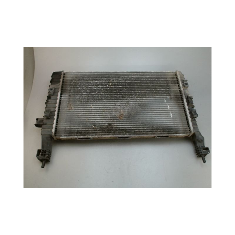RADIATEUR OPEL MERIVA
