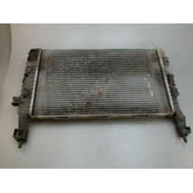 RADIATEUR OPEL MERIVA