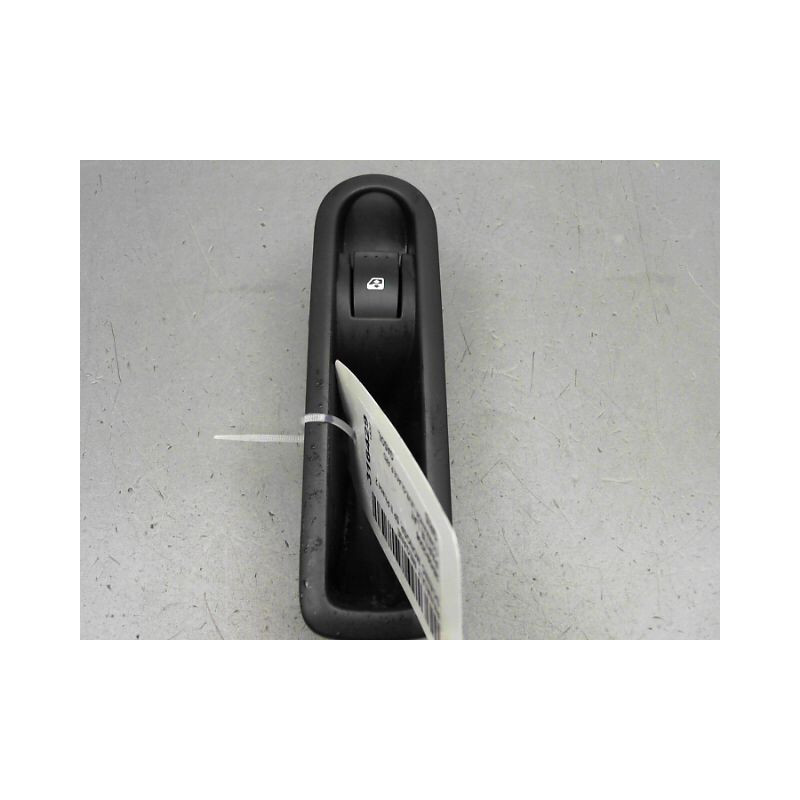 COMMANDE LEVE-GLACE PORTE ARD RENAULT SCENIC MONOSP. II Phase 2 2006-2009