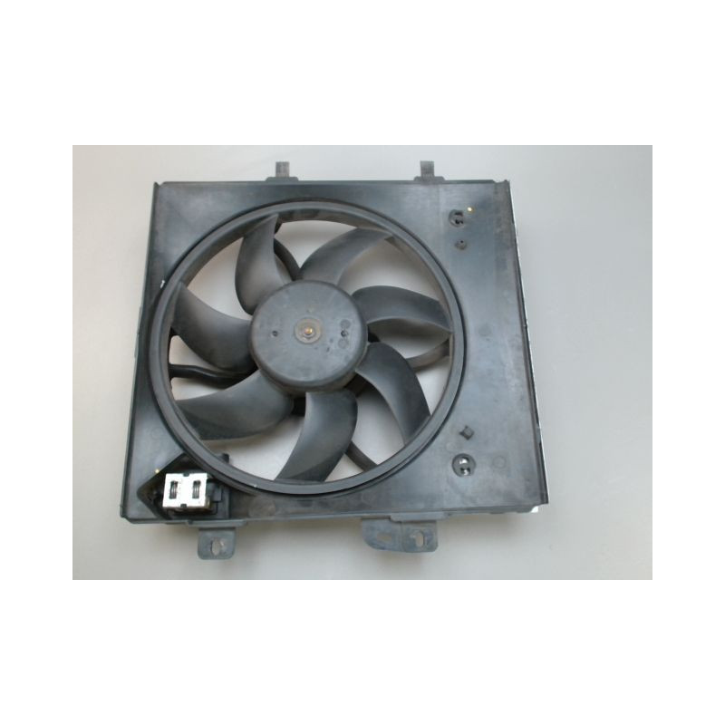 MOTEUR VENTILATEUR RADIATEUR CITROEN DS3
