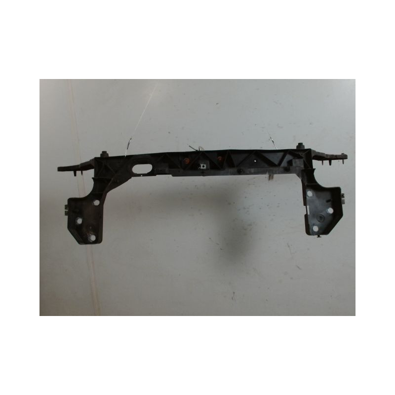 FACE AVANT RENAULT CLIO