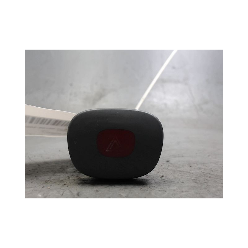 BOUTON DE WARNING RENAULT CLIO II PH.1 98-2001