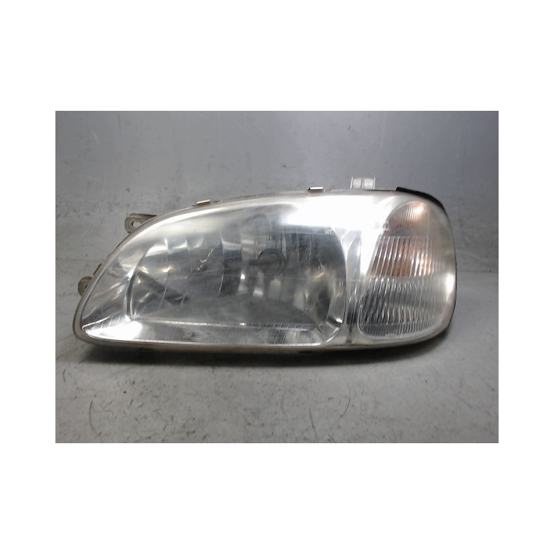 PHARE GAUCHE KIA CARNIVAL