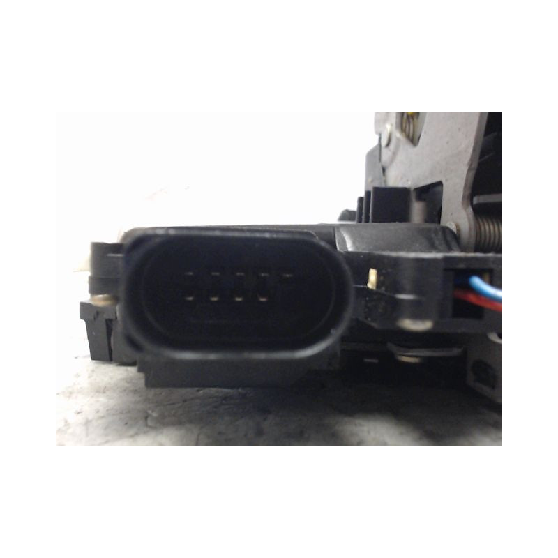 SYSTEME CONDAMNATION AVANT GAUCHE AUDI A4 2001-