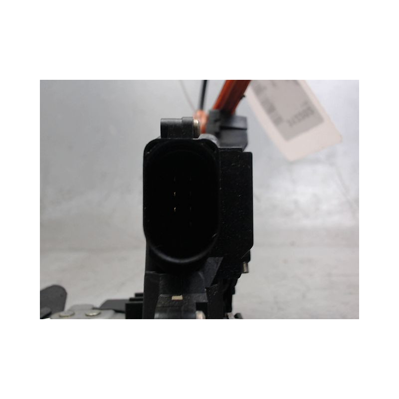 SYSTEME CONDAMNATION ARRIERE DROIT AUDI A4 2001-