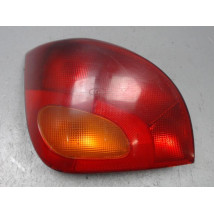 FEU ARRIERE GAUCHE  FORD FIESTA 95-9.99