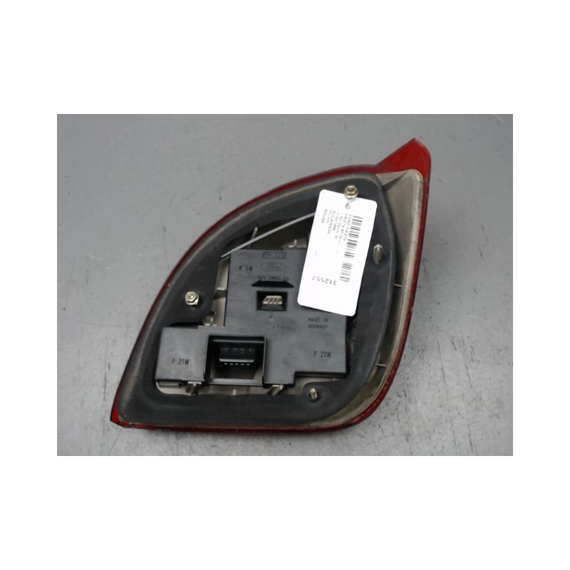 FEU ARRIERE GAUCHE  FORD FIESTA 95-9.99