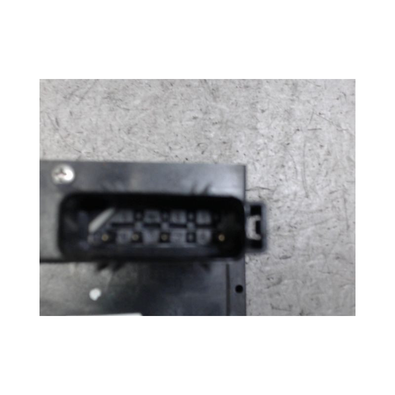 SYSTEME CONDAMNATION AVANT DROIT FORD FIESTA 02 -05